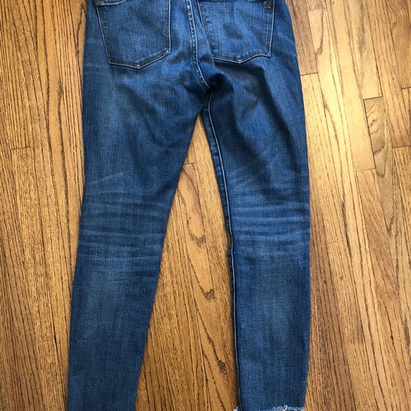 Madewell 9” High Rise Skinny Crop Jean Destructed Hem Edition - Picture 3 of 8